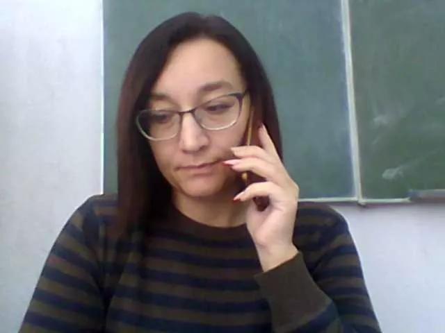 Offline Jenis-1 on BongaCams