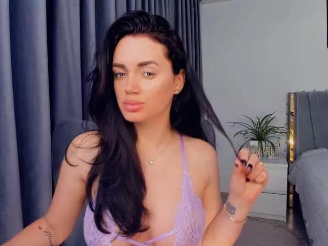 Offline jessykm123 on BongaCams