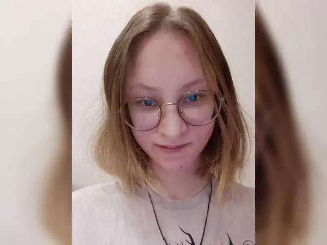 Offline jillari on BongaCams