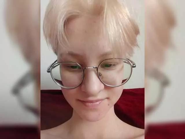 Offline jillari on BongaCams