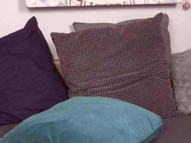 Offline JillianBlack on BongaCams