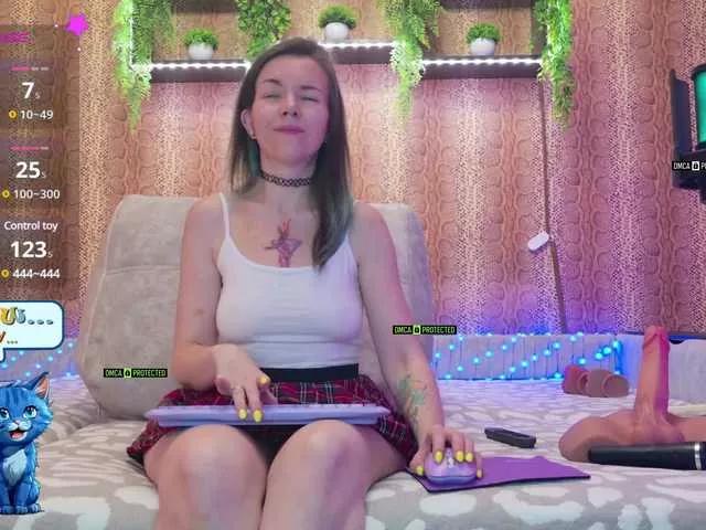 Offline JoyBlow on BongaCams