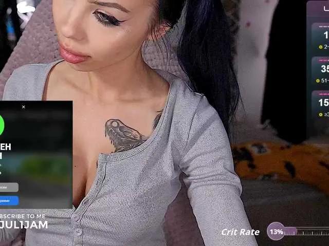 Offline juli-jam on BongaCams