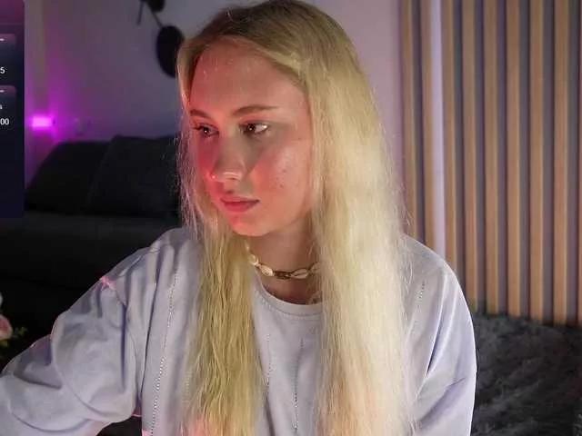 Offline kateline on BongaCams