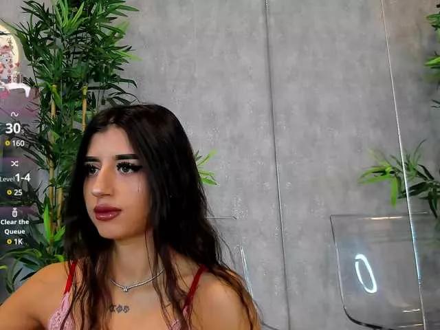 Offline KatelynSparks on BongaCams