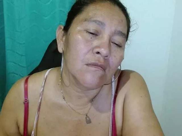 Offline katiamature on BongaCams