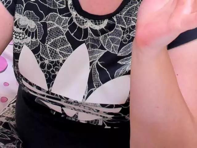 Offline kattsuunnyy on BongaCams