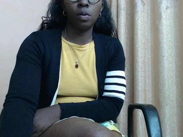 Freechat Katty-12 on BongaCams