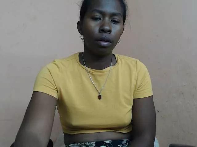 Freechat Katty-12 on BongaCams