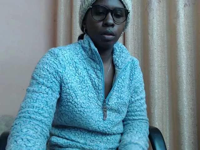 Freechat Katty-12 on BongaCams