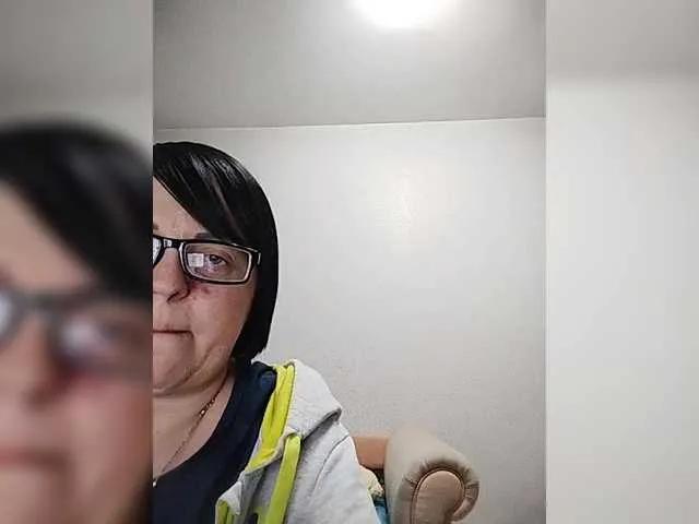 Freechat Katy19801 on BongaCams