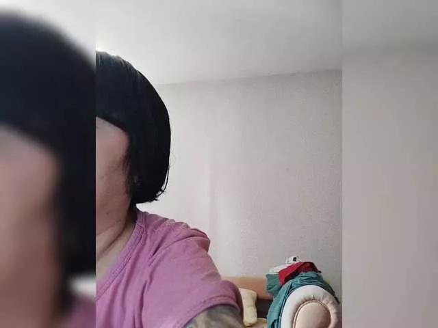 Freechat Katy19801 on BongaCams