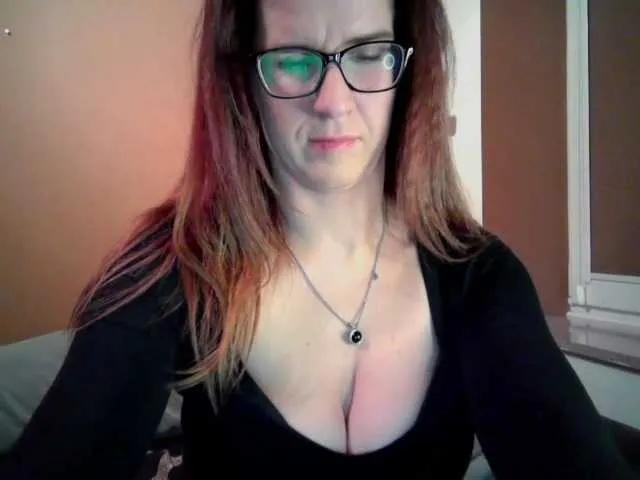 BongaCams KayaCute is Freechat KayaCute — The most i love long foreplay, facesitting, doggy, wear a sexy lingerie with a stockings and some high heels and of course your dirty mind