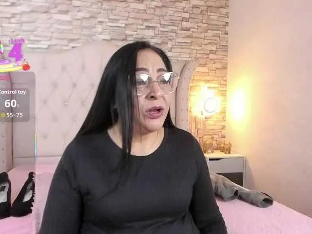 Offline Keyla-Ruiz on BongaCams