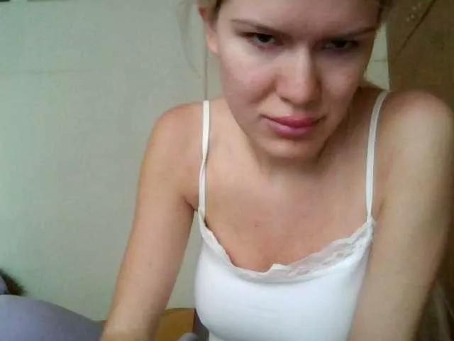 Offline Keylaone on BongaCams