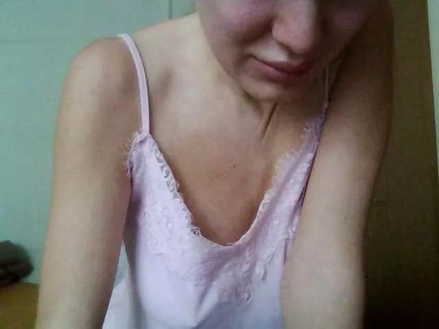 Offline Keylaone on BongaCams