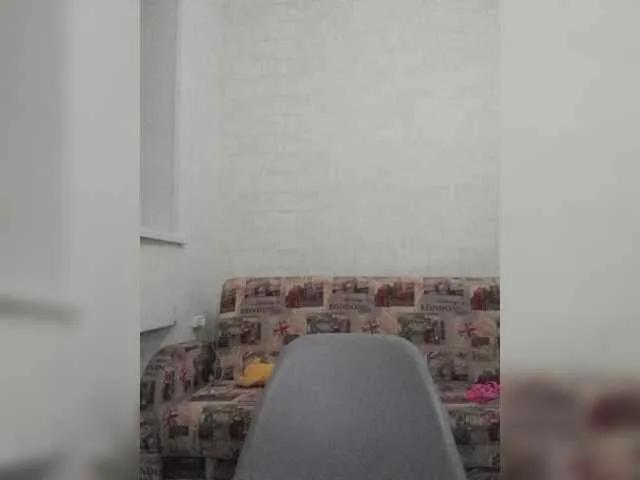 Offline Kisa75 on BongaCams