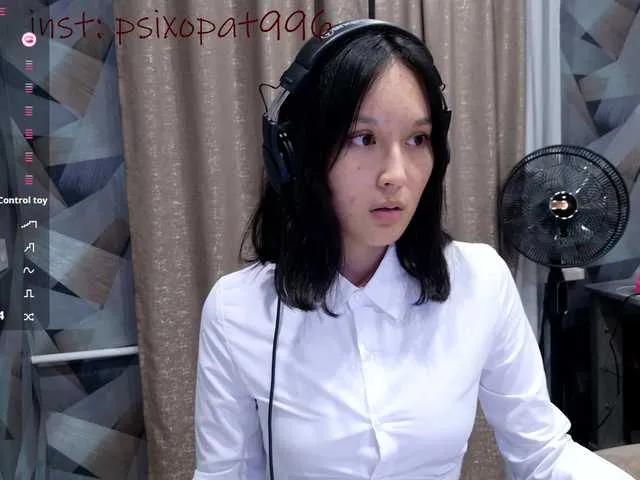 Offline kisik258 on BongaCams