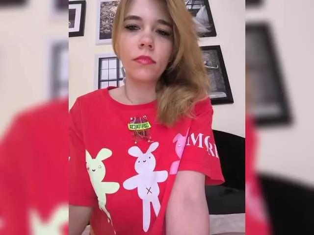 Kitteen on BongaCams 