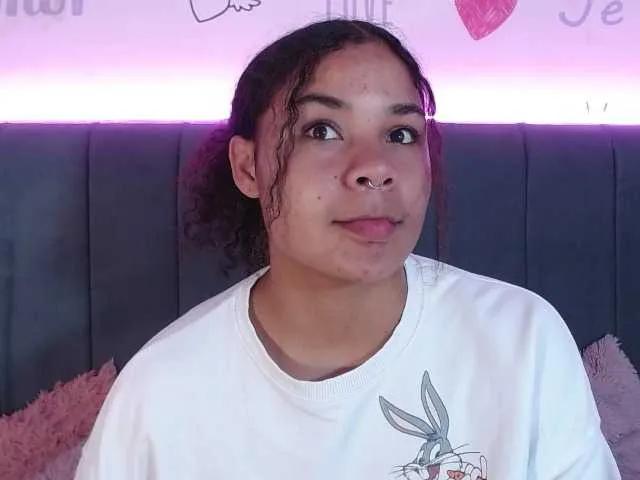 Offline KittyBrooke on BongaCams