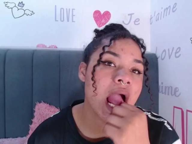 Offline KittyBrooke on BongaCams