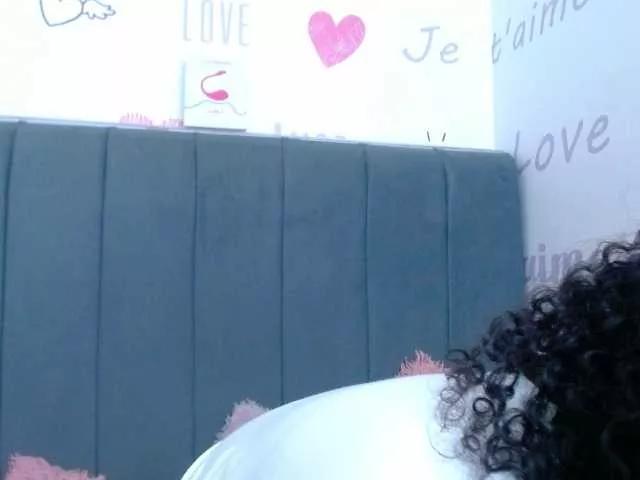 Offline KittyBrooke on BongaCams