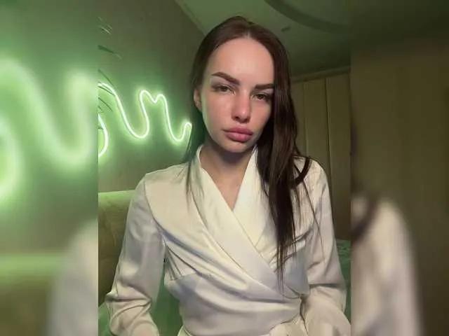 Offline Klubnika13 on BongaCams