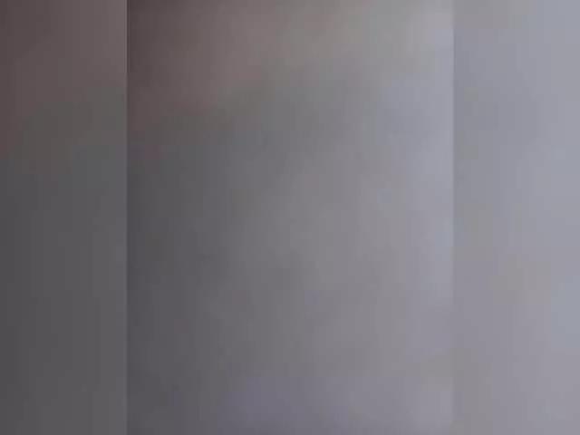 Offline Klybnichca on BongaCams