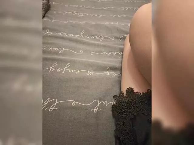 Offline Koshecka77 on BongaCams