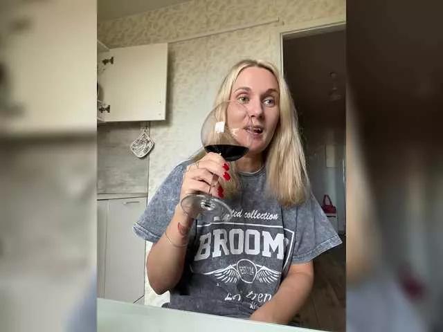 Offline kykyshe4ka on BongaCams