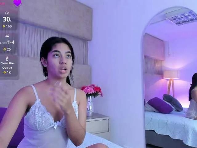 Freechat Kyraaa on BongaCams