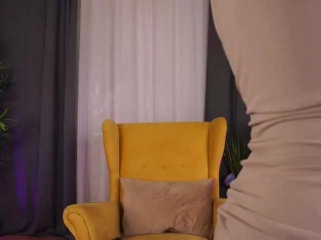 Offline lady-vanya on BongaCams