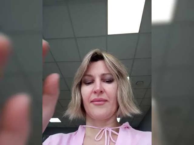 Offline LagoonJoy on BongaCams