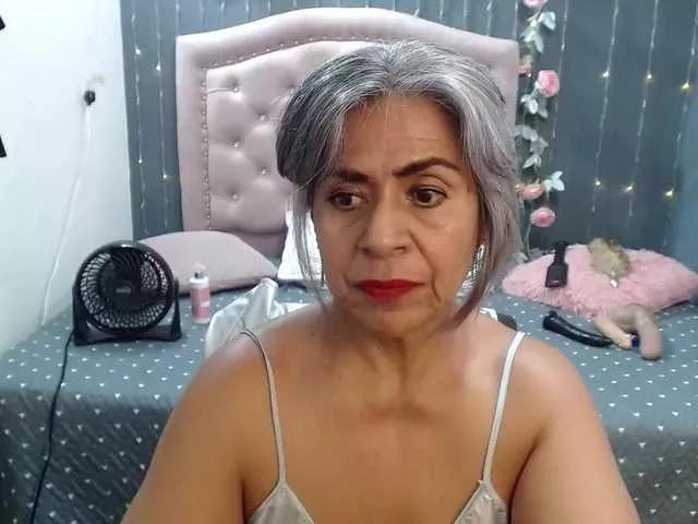 Offline lalisha-96 on BongaCams