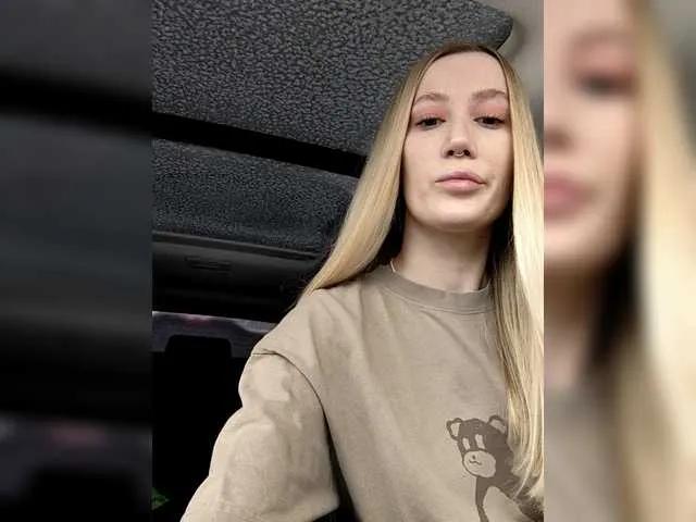 lana-lana03 — Freechat on BongaCams