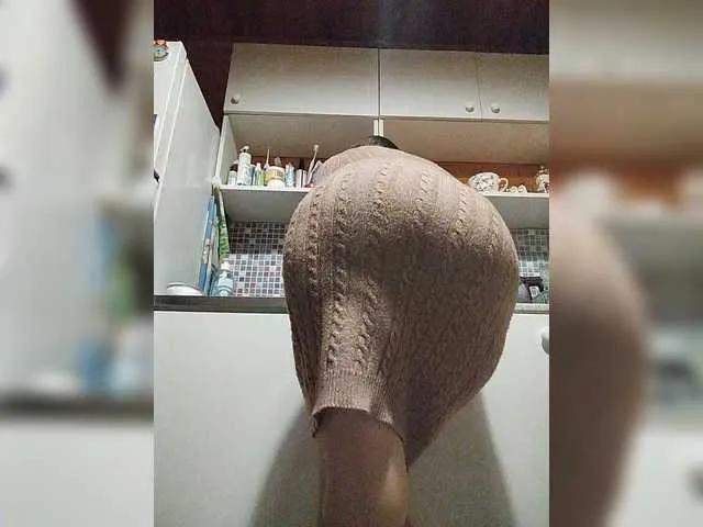 Offline Lana503 on BongaCams