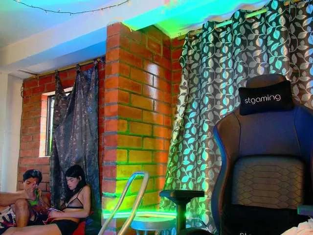 Offline latin-couple77 on BongaCams