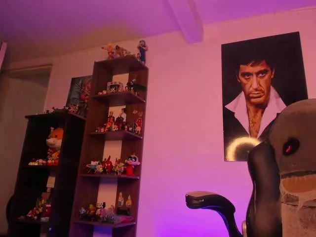 Offline latin-couple77 on BongaCams