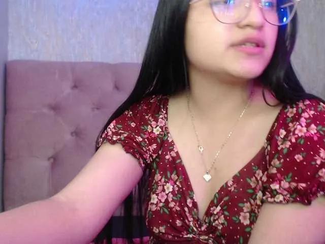 Offline laurenelove on BongaCams