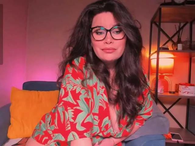 Freechat LavernaBlack on BongaCams