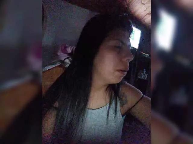 Offline lia-sex-leo on BongaCams