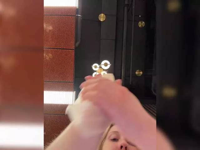 Freechat Likachkaa on BongaCams