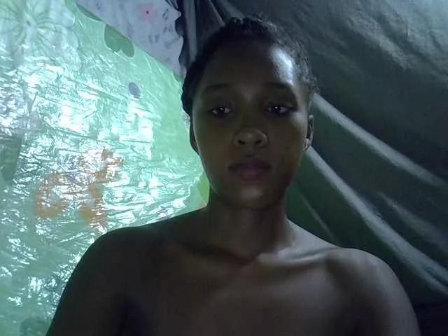 Lillteblackgirl on BongaCams 
