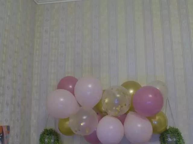 Offline LinaTomingas on BongaCams