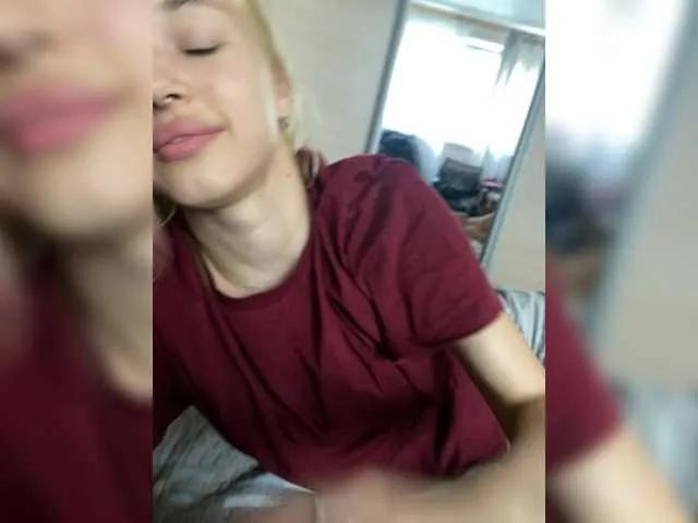 Offline LinaTwins on BongaCams