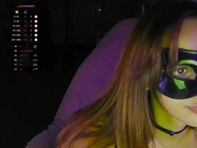 Offline LISSAAA1 on BongaCams