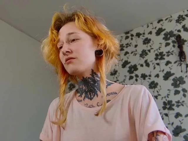 LittleSpaceMouse- on BongaCams 