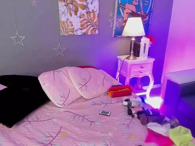 Freechat LittleToxic on BongaCams