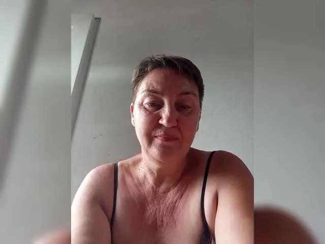 Freechat LizaLuxer on BongaCams