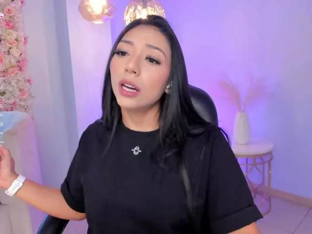 Offline LizzHamilton on BongaCams